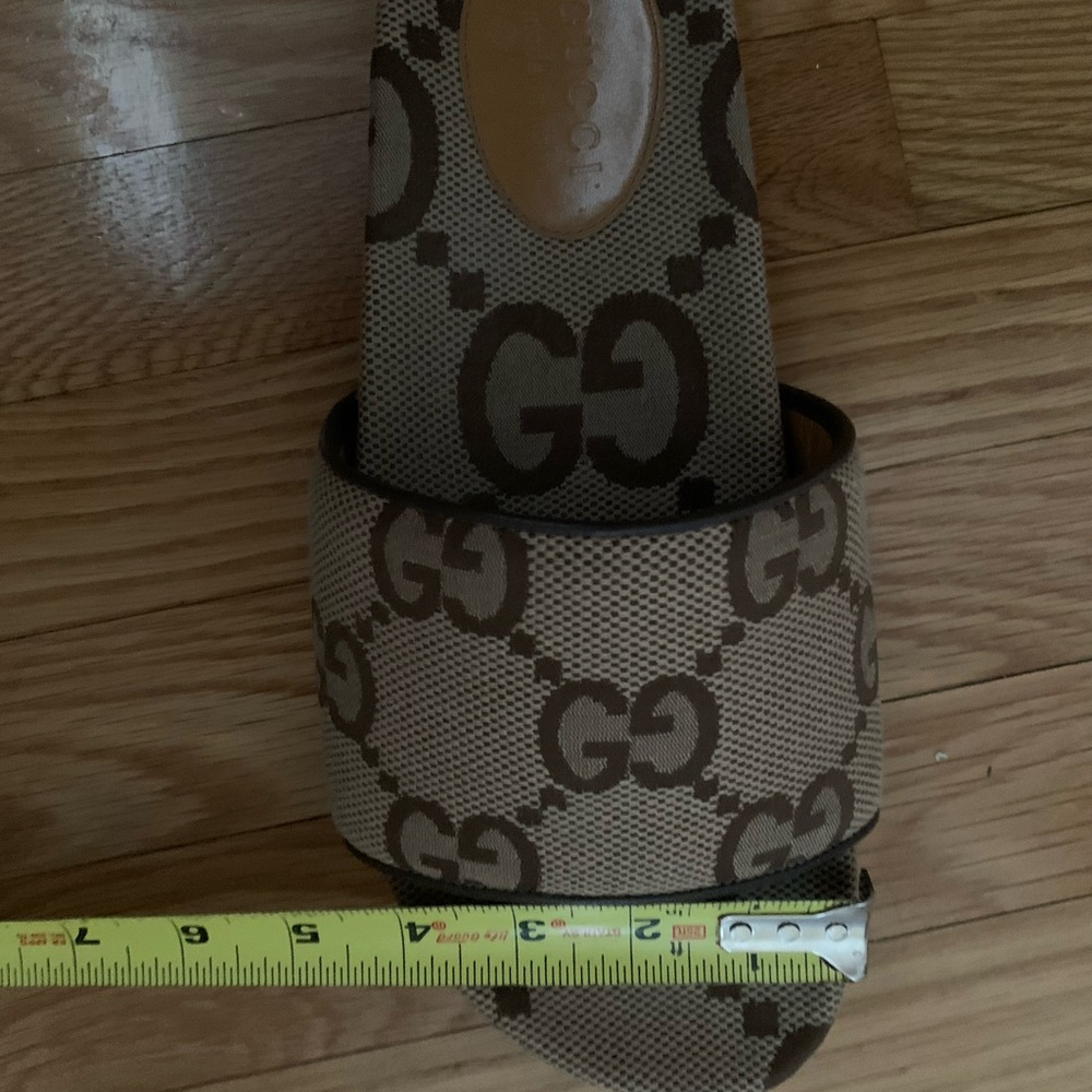 Gucci GG Canvas Slides – Size 9 - Picture 6 of 6